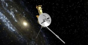 Молчавшие 37 лет двигатели Voyager 1 заработали